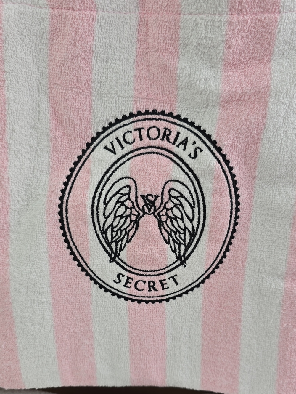 Victoria's Secret Angel Essentials Terry Tote Bag NWT - Picture 4 of 7